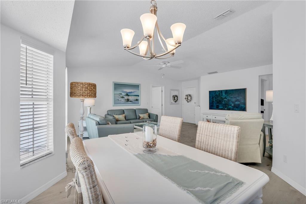 FOXMOOR LAKES - Residential