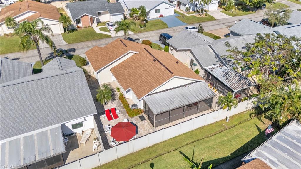 FOXMOOR LAKES - Residential