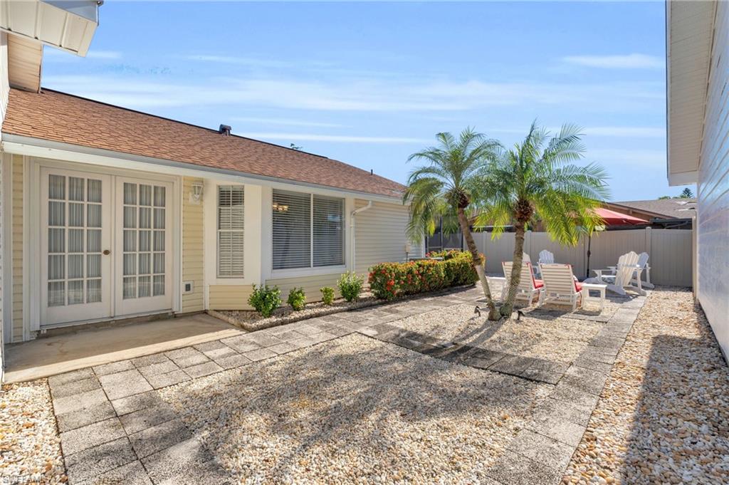 FOXMOOR LAKES - Residential