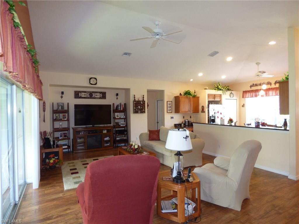 WELLINGTON - Residential