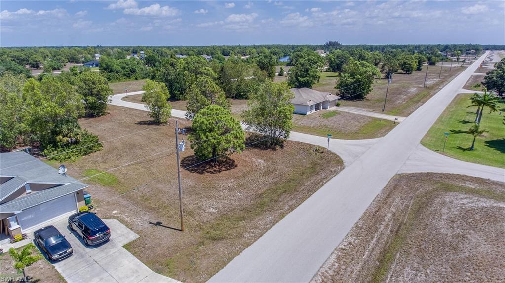 CAPE CORAL - Land
