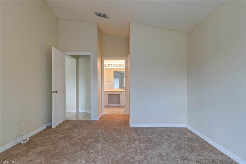 SAN CARLOS PARK - Residential