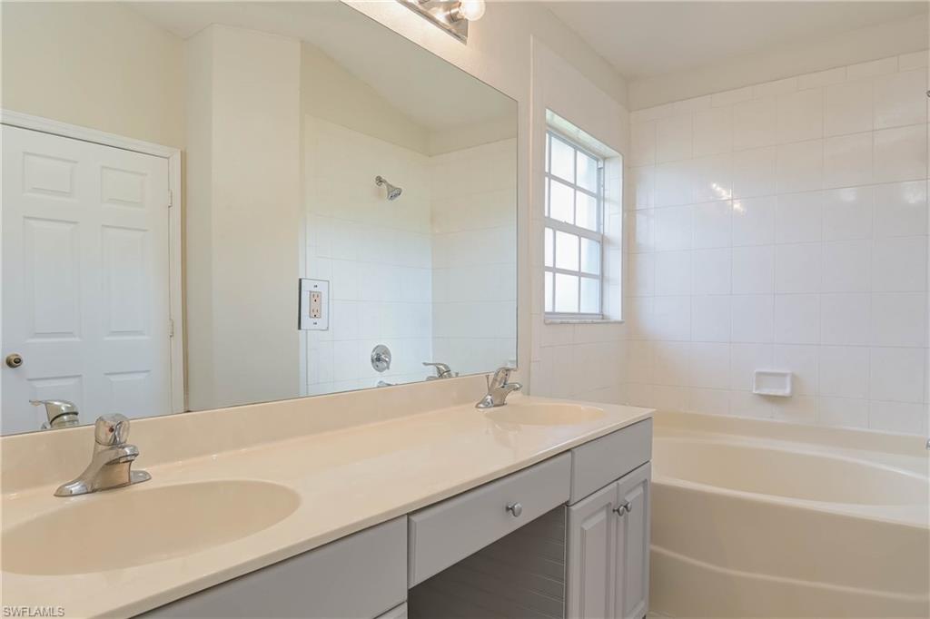 SAN CARLOS PARK - Residential