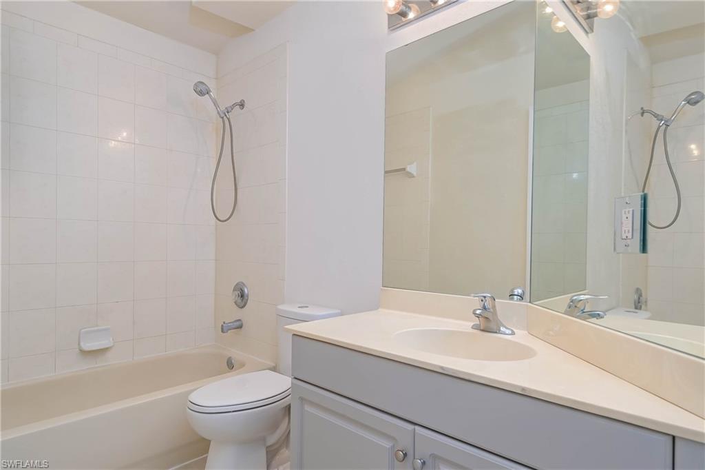 SAN CARLOS PARK - Residential