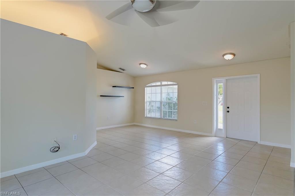 SAN CARLOS PARK - Residential