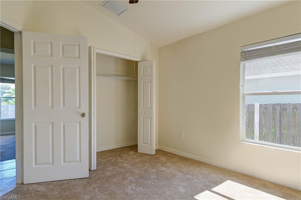 SAN CARLOS PARK - Residential