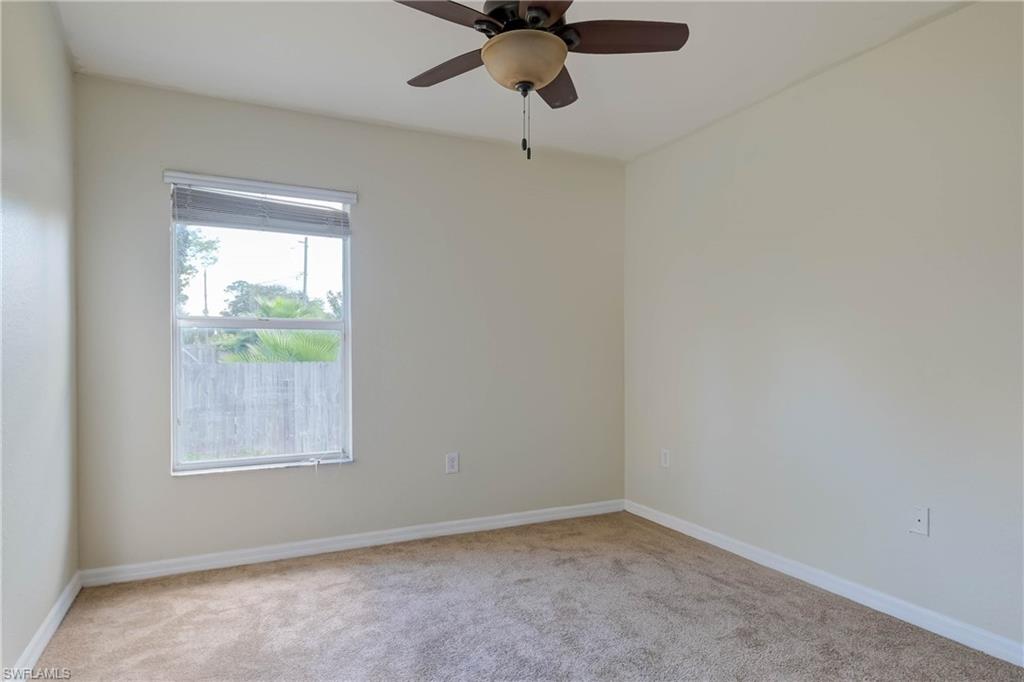 SAN CARLOS PARK - Residential