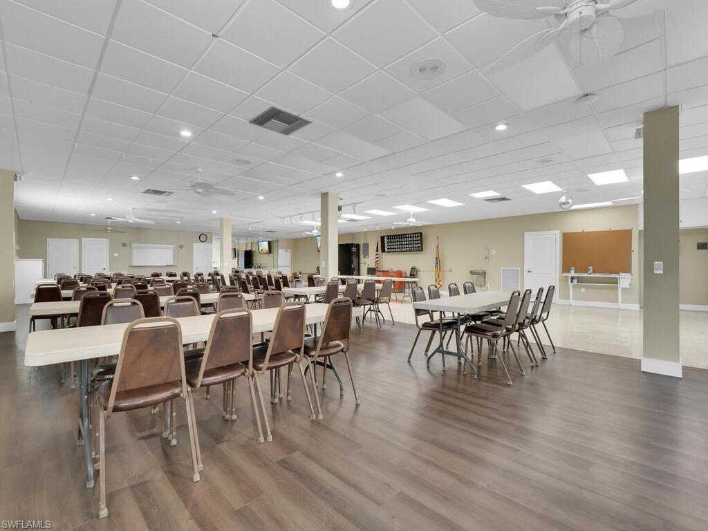 THUNDERBIRD MOBILE HOMES - Residential