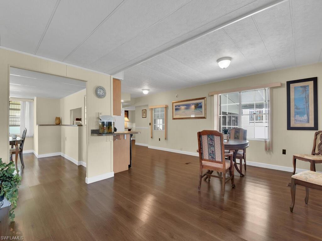 THUNDERBIRD MOBILE HOMES - Residential