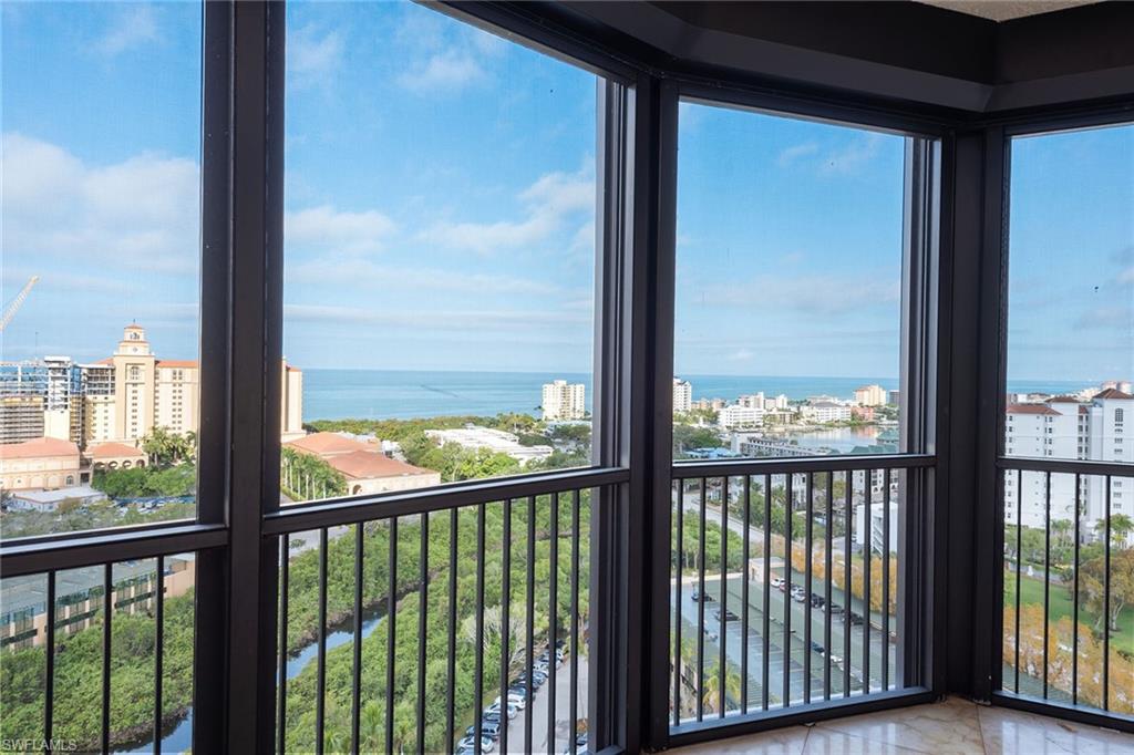 TRIESTE AT BAY COLONY - Residential