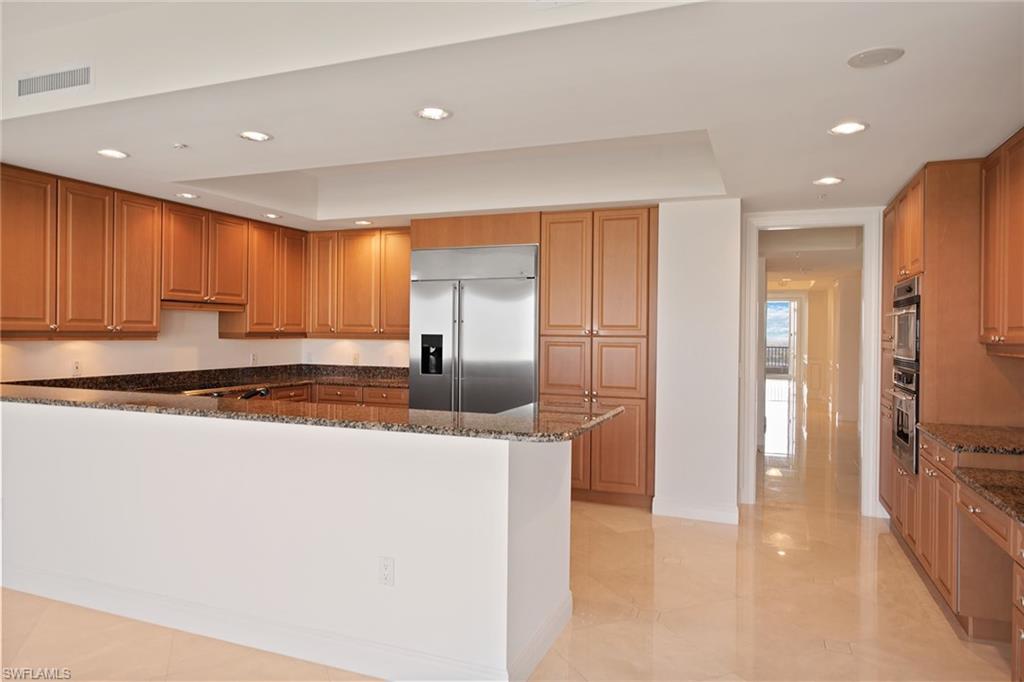 TRIESTE AT BAY COLONY - Residential