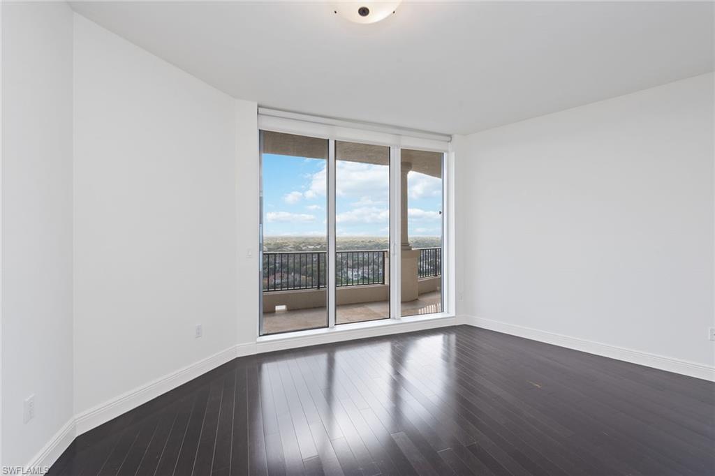 TRIESTE AT BAY COLONY - Residential