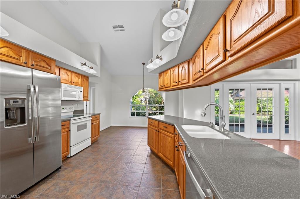 WATERFORD VILLAGE - Residential