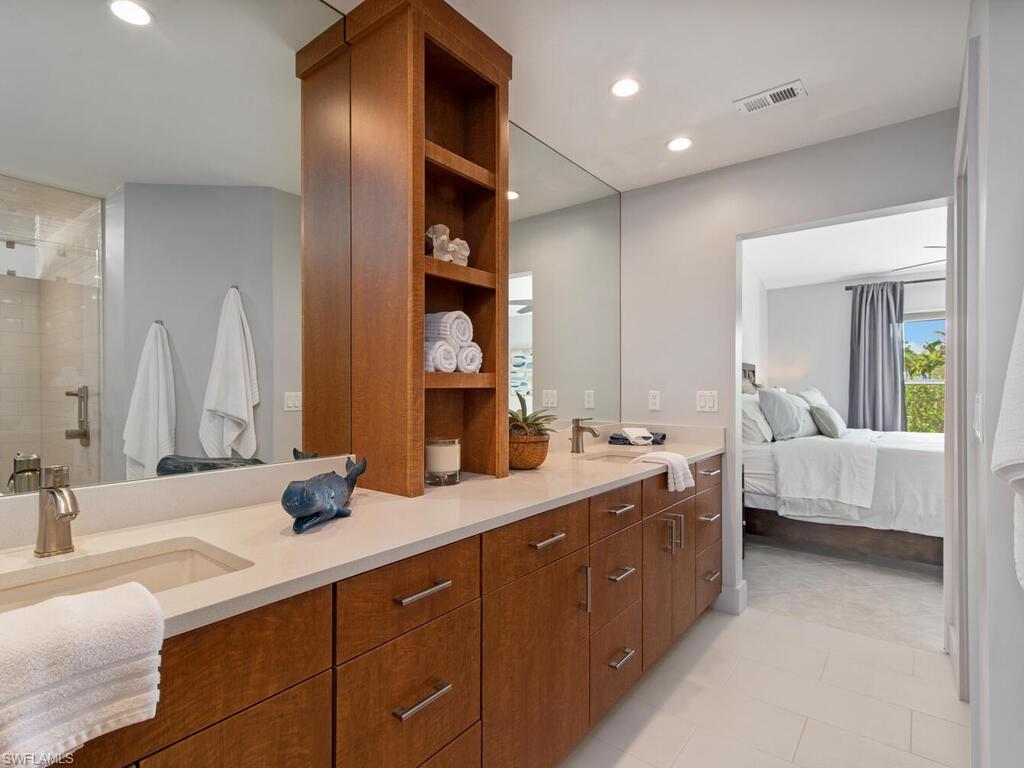 FAIRWAYS - Residential