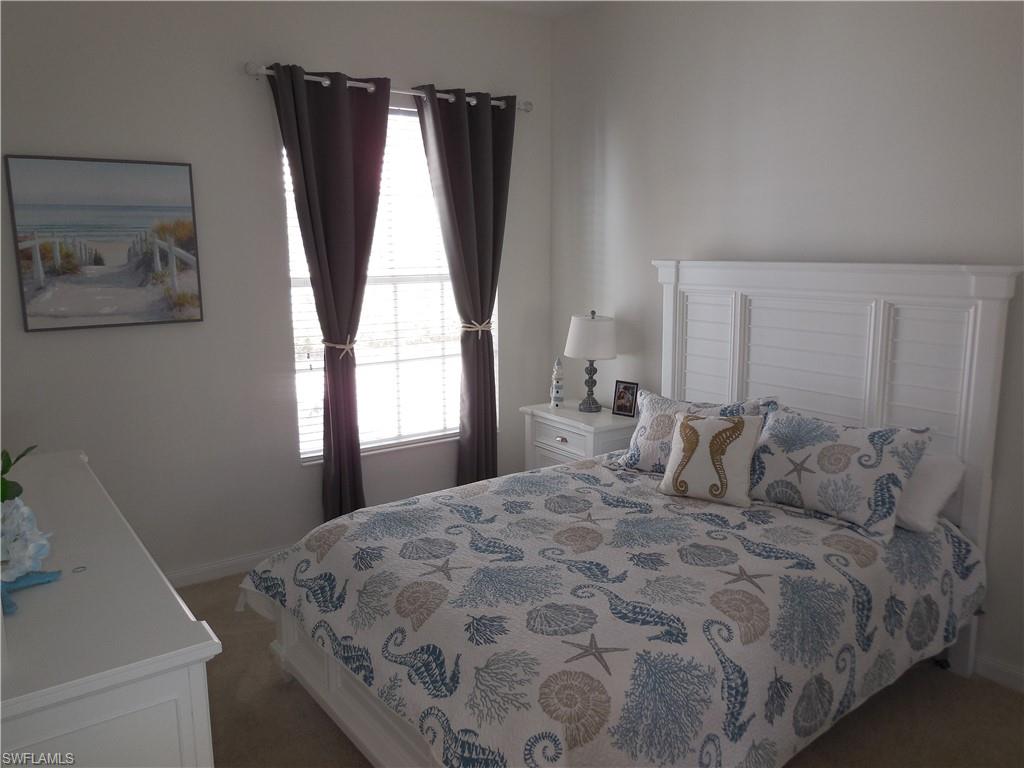 ISLAND WALK - Residential Lease