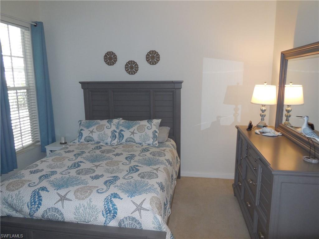 ISLAND WALK - Residential Lease