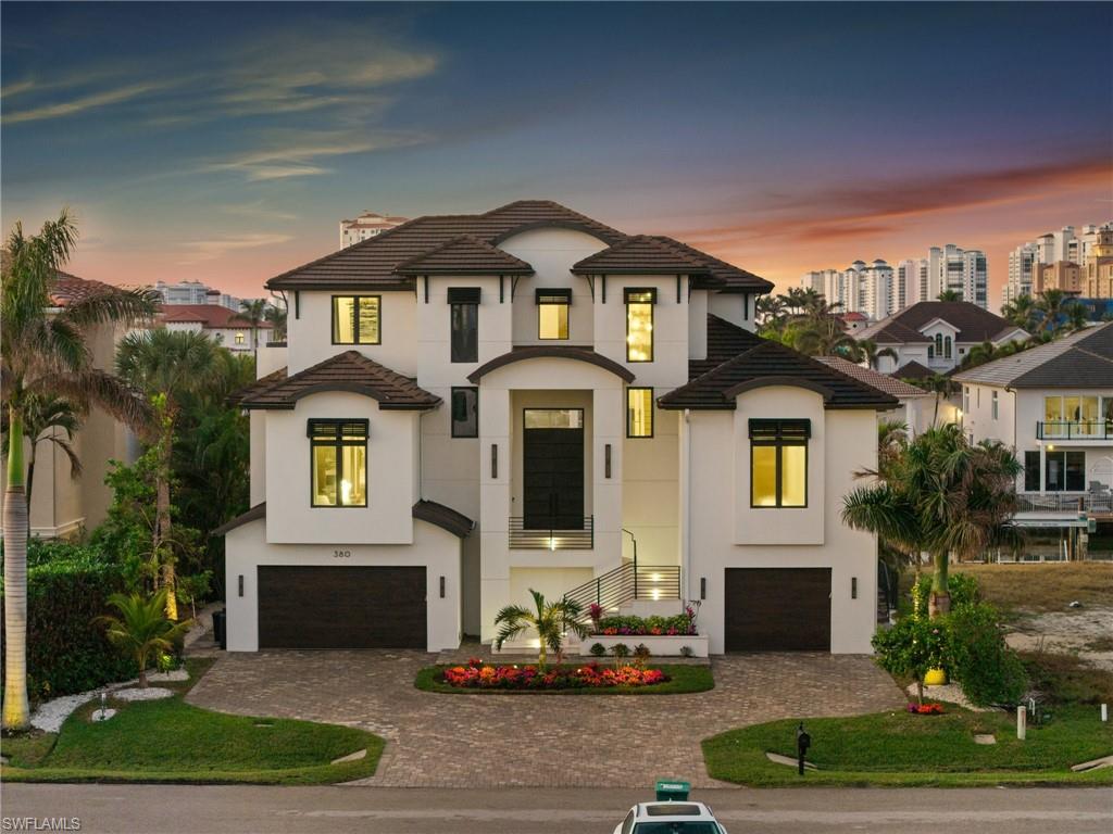 380 Trade Winds AVE