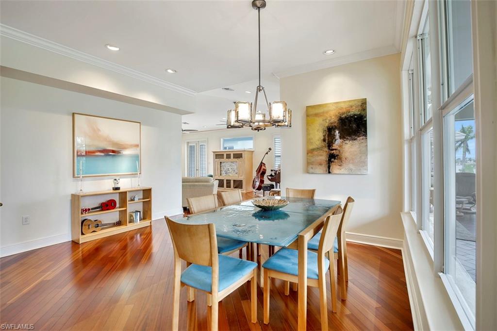 GOLDEN SHORES - Residential