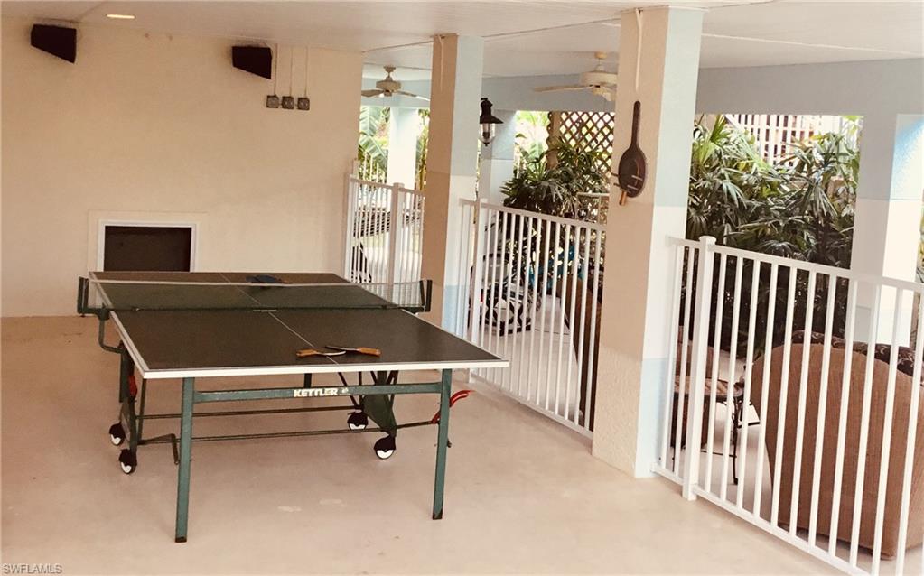 GOLDEN SHORES - Residential