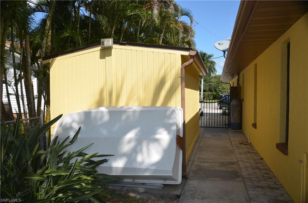 FINEISS UNRECORDED SUBD - Residential