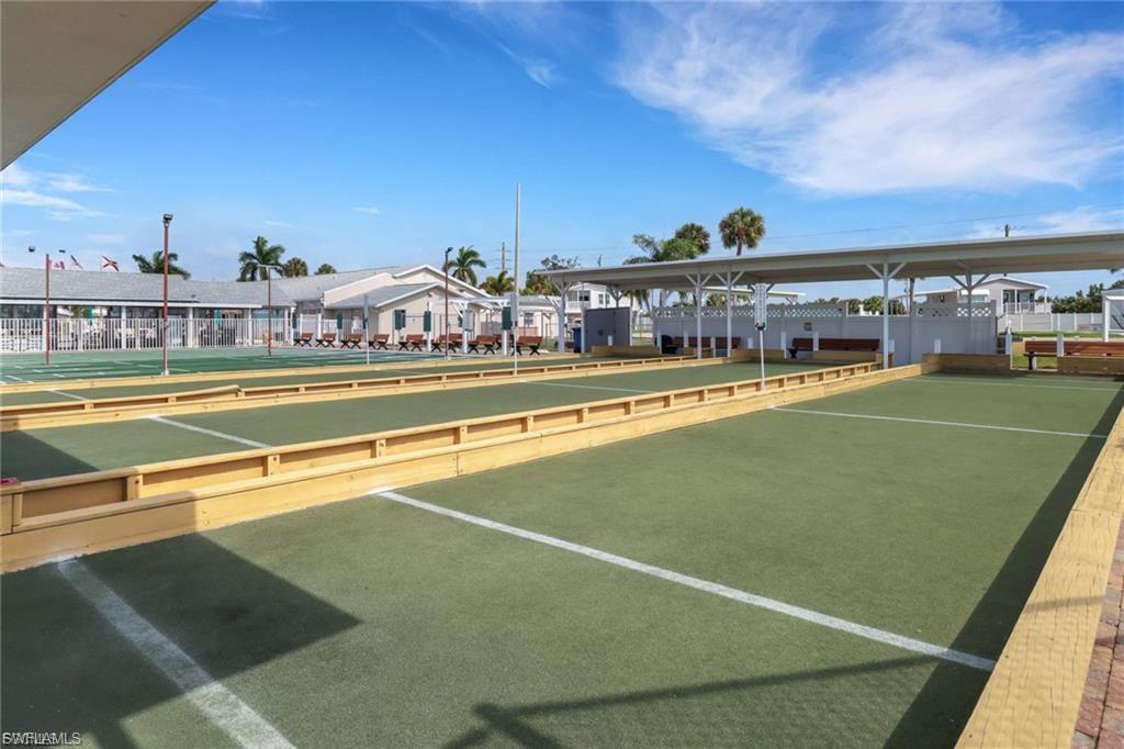 BAYSIDE ESTATES - Residential