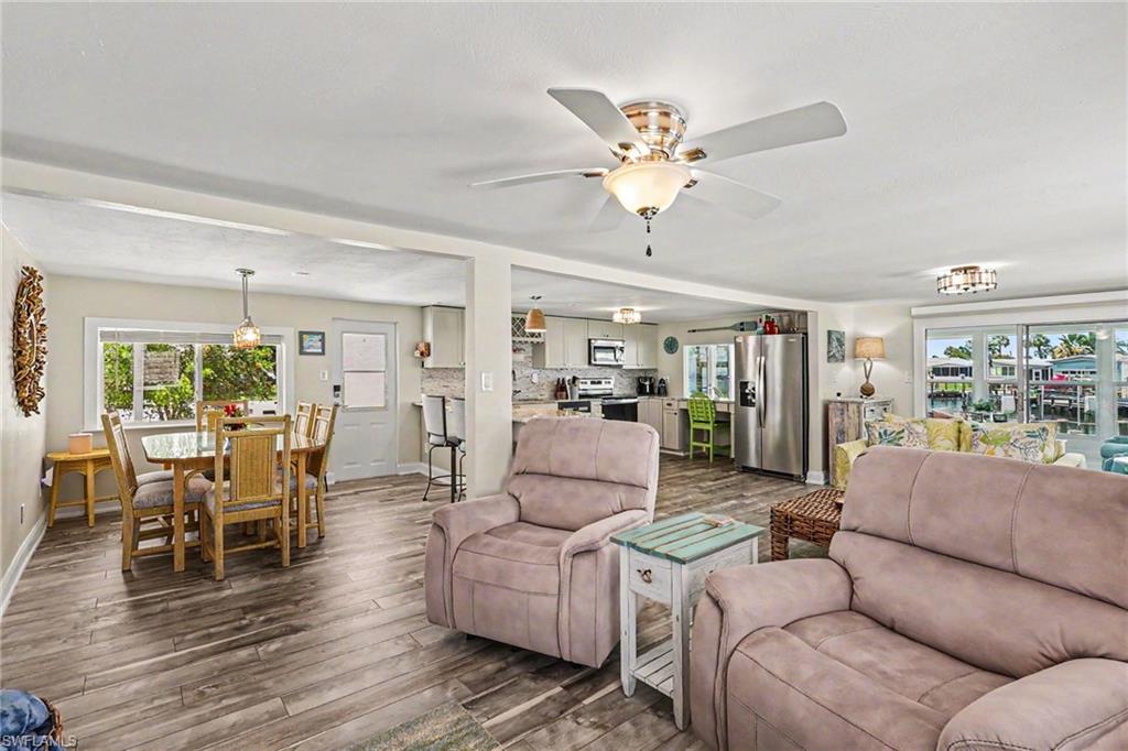 BAYSIDE ESTATES - Residential