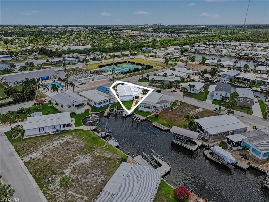BAYSIDE ESTATES - Residential