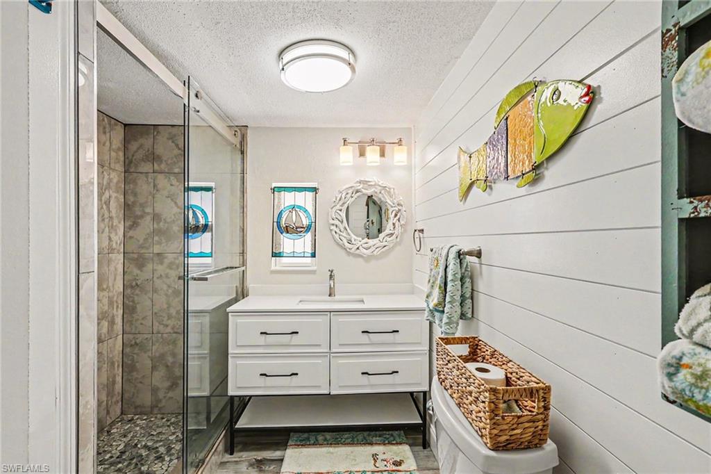 BAYSIDE ESTATES - Residential