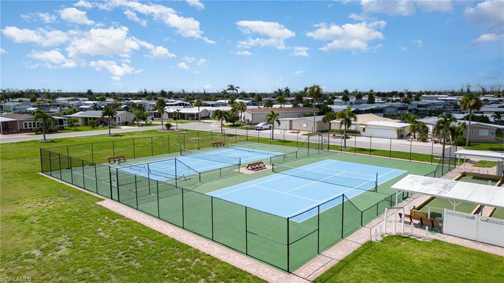 BAYSIDE ESTATES - Residential