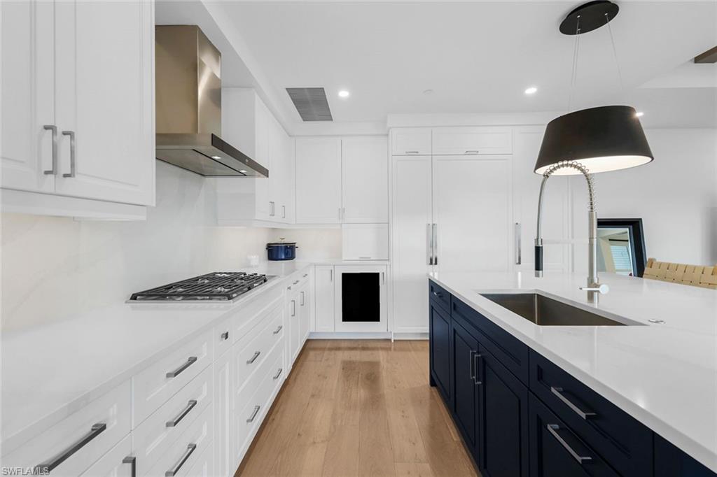 1130 3RD AVE S AVE 115