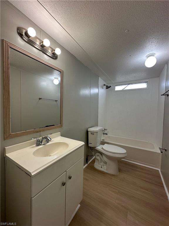 SUNCOAST ESTATES UNREC - Residential Lease