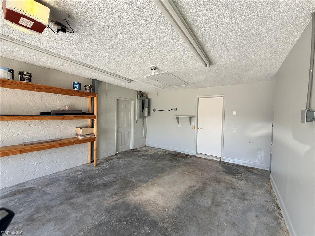 CAPE CORAL - Residential Lease