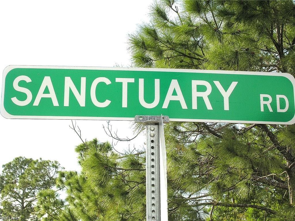 CORKSCREW ISLAND - Land