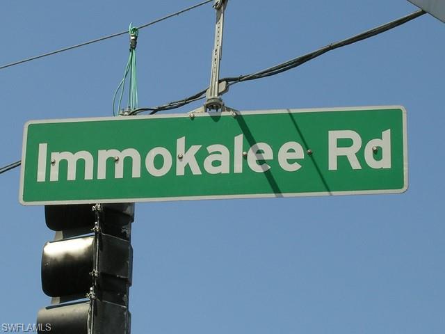 CORKSCREW ISLAND - Land