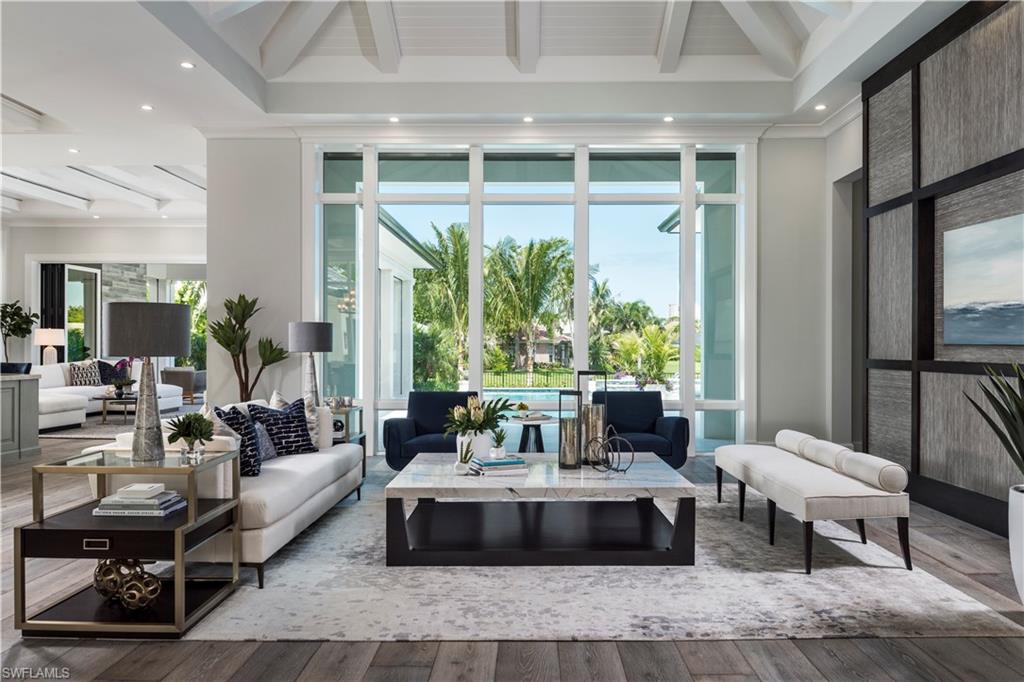 PELICAN BAY WOODS - Residential