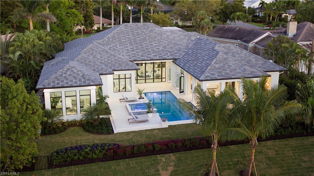 PELICAN BAY WOODS - Residential