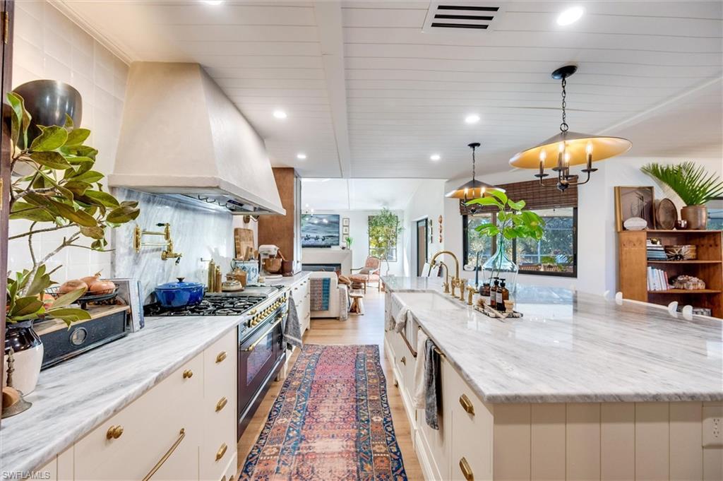 EAGLE RIDGE - Residential