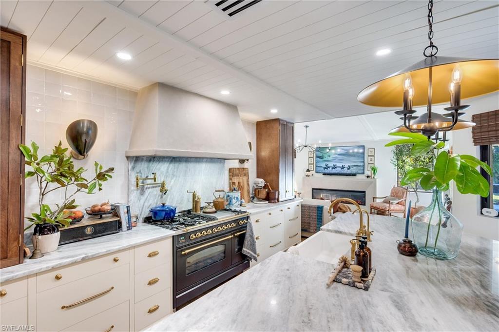 EAGLE RIDGE - Residential