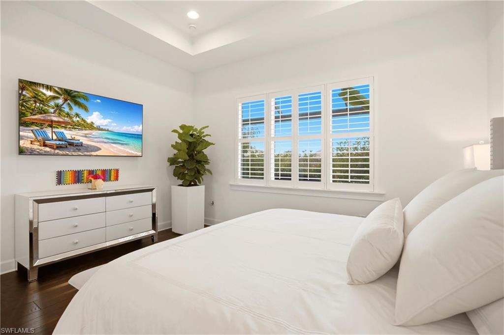 ISLES OF COLLIER PRESERVE - Residential