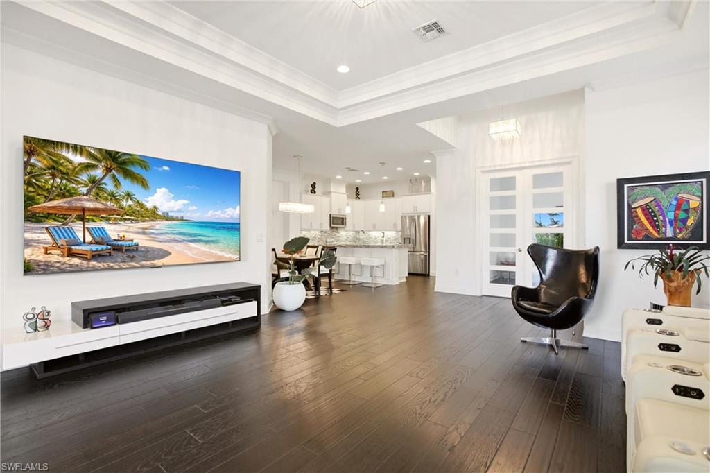 ISLES OF COLLIER PRESERVE - Residential