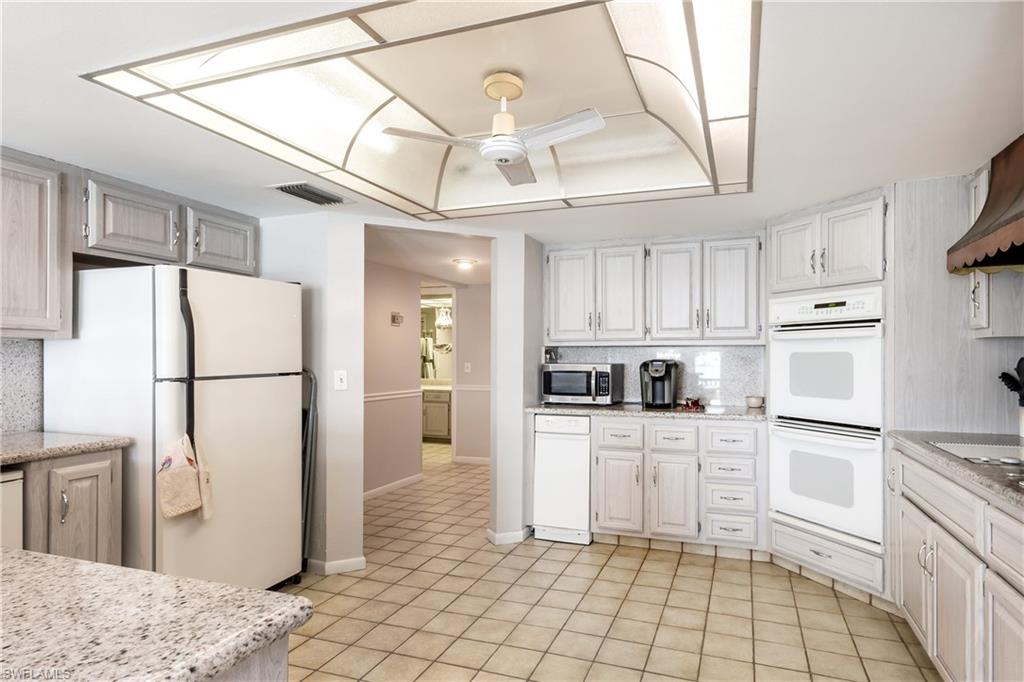 ROYAL HARBOR - Residential