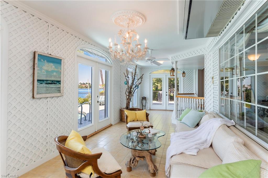 ROYAL HARBOR - Residential