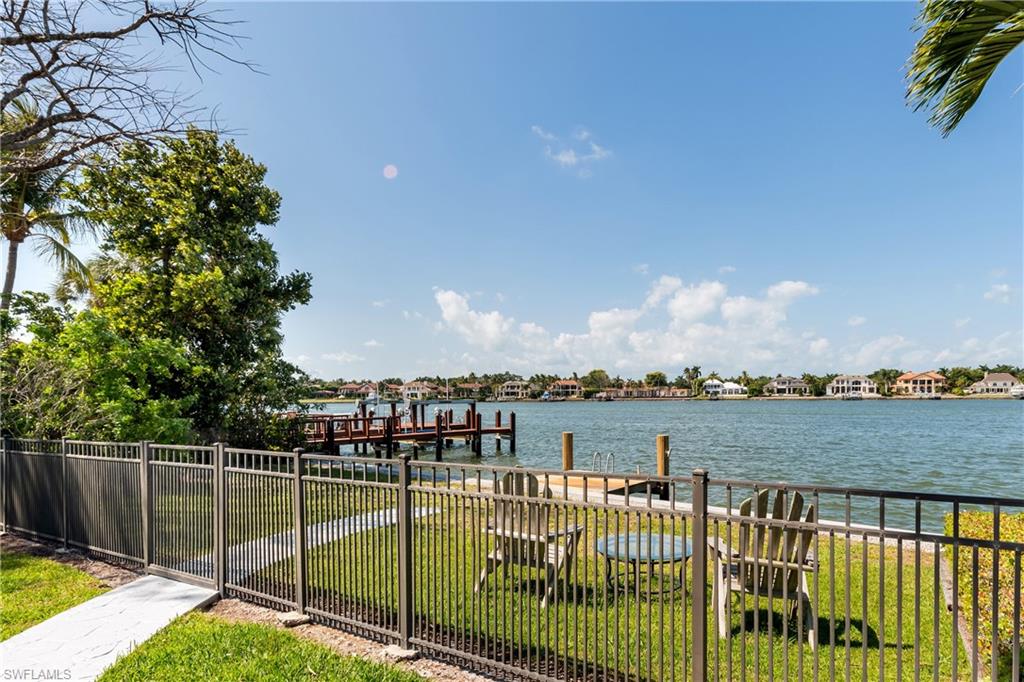 ROYAL HARBOR - Residential