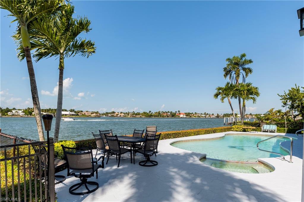 ROYAL HARBOR - Residential