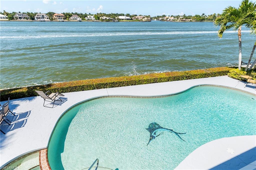 ROYAL HARBOR - Residential