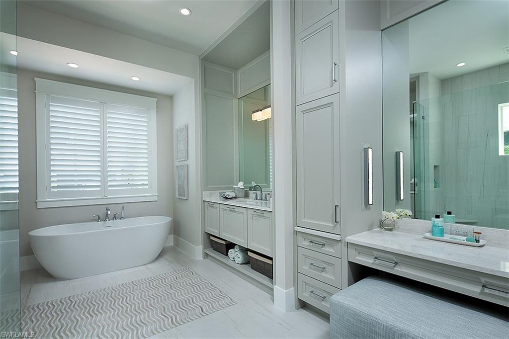 MANGROVE BAY - Residential