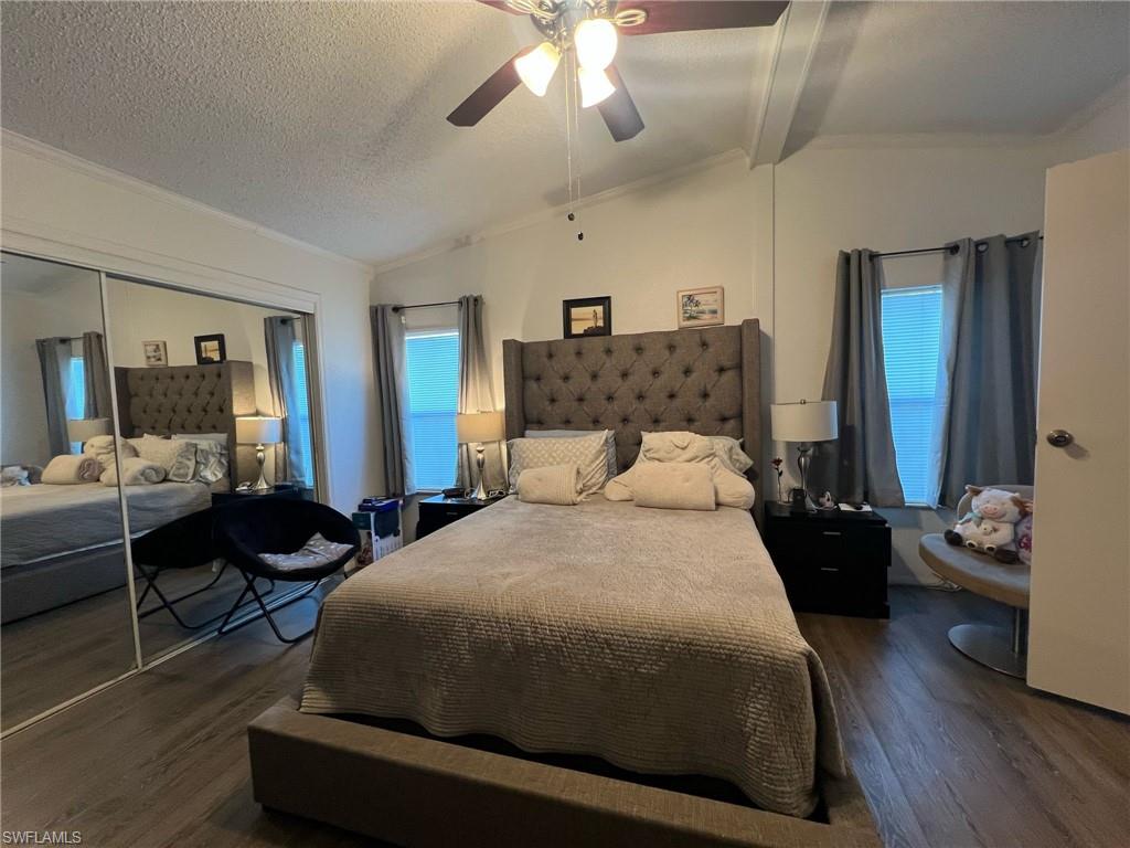 HENDERSON CREEK PARK - Residential