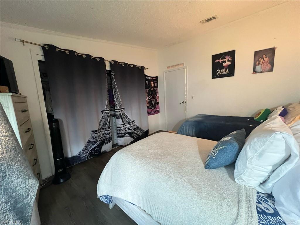 HENDERSON CREEK PARK - Residential