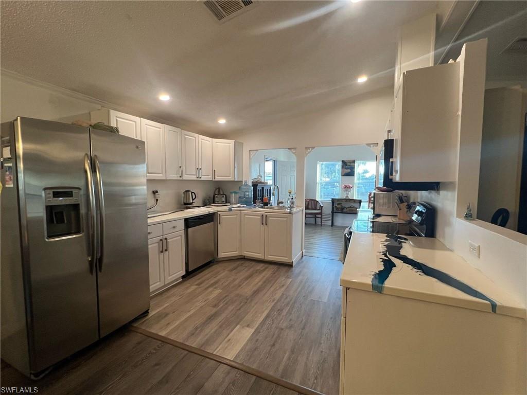 HENDERSON CREEK PARK - Residential