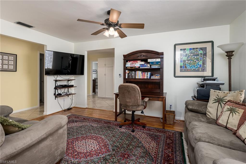 NAPLES PARK - Residential